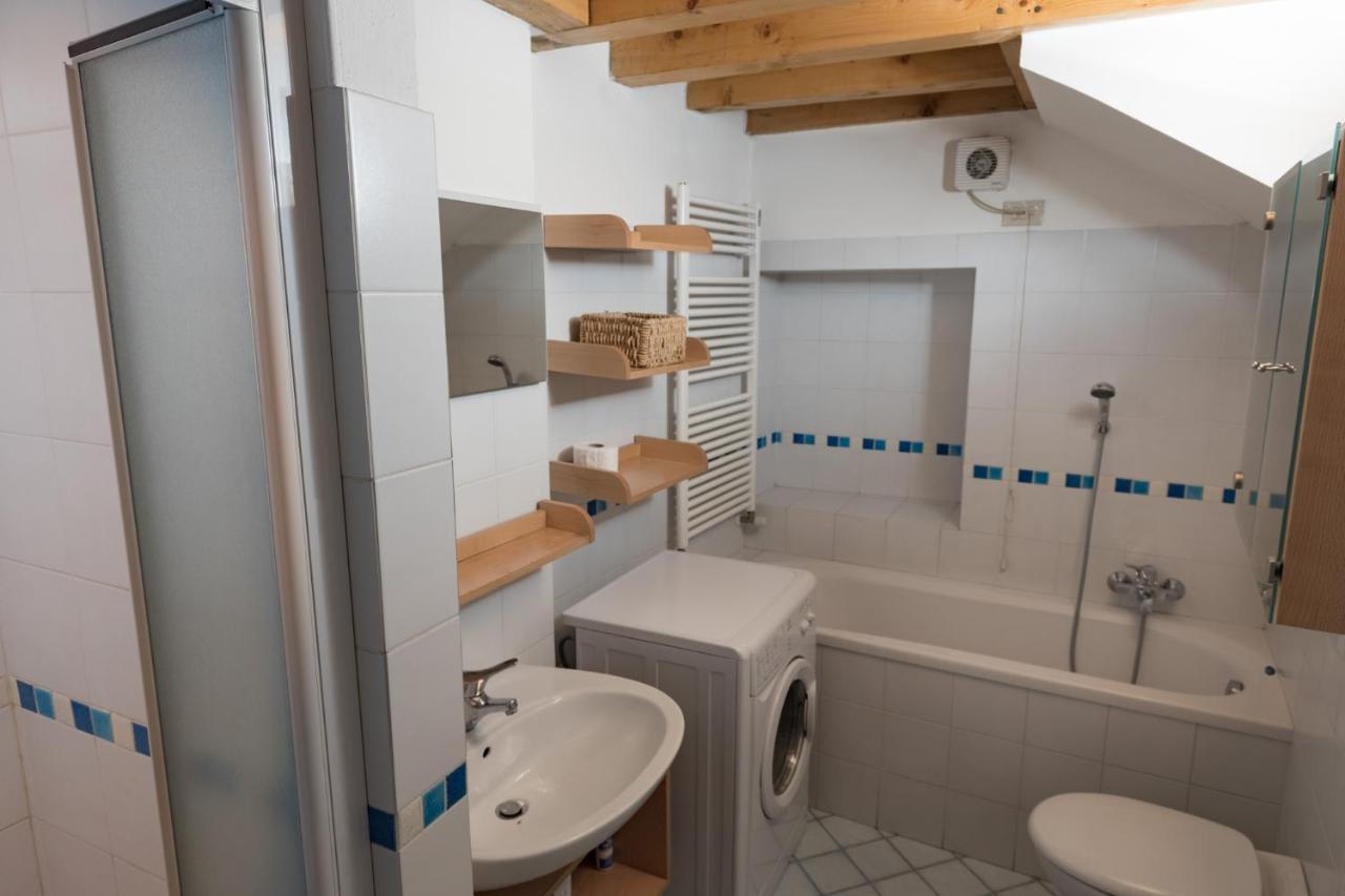 Casa Piazza Del Porto Βίλα Lovere Εξωτερικό φωτογραφία